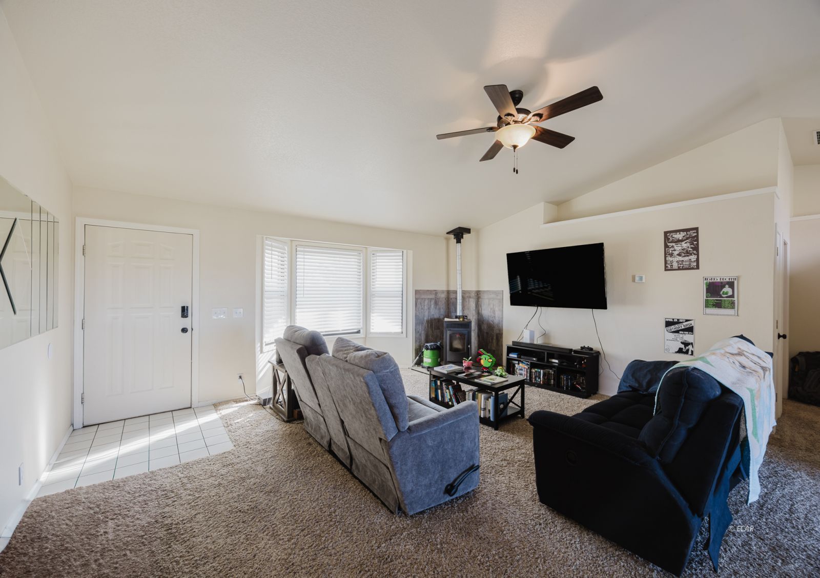 658 Willington Drive Property Photo 2