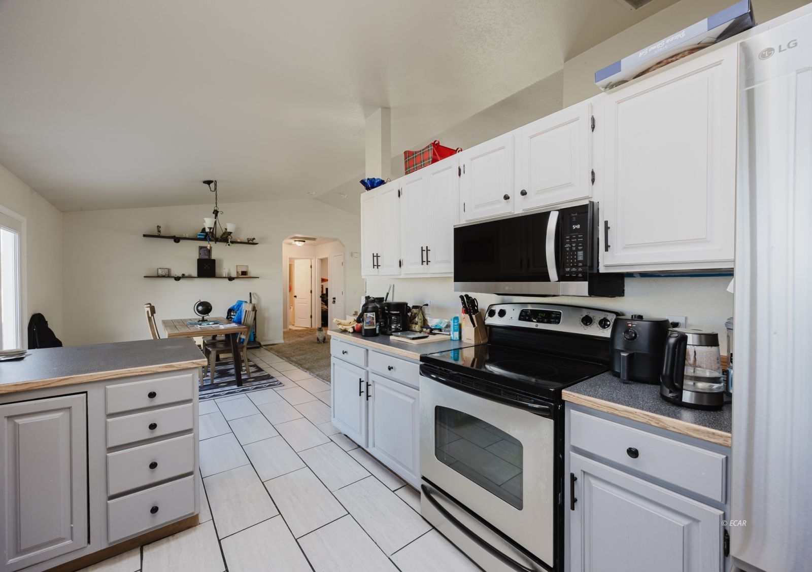 658 Willington Drive Property Photo 14