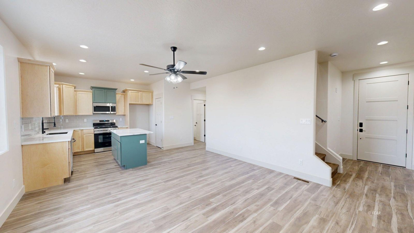 2461 N 5th Street Property Photo 5
