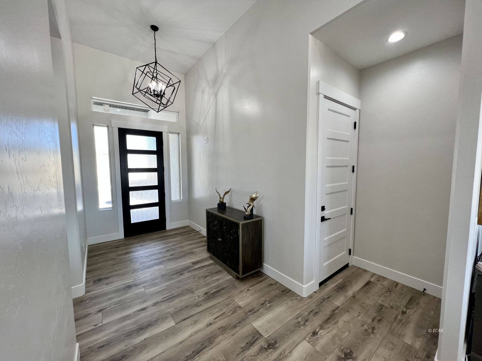 2650 Mesquite Way Property Photo 4