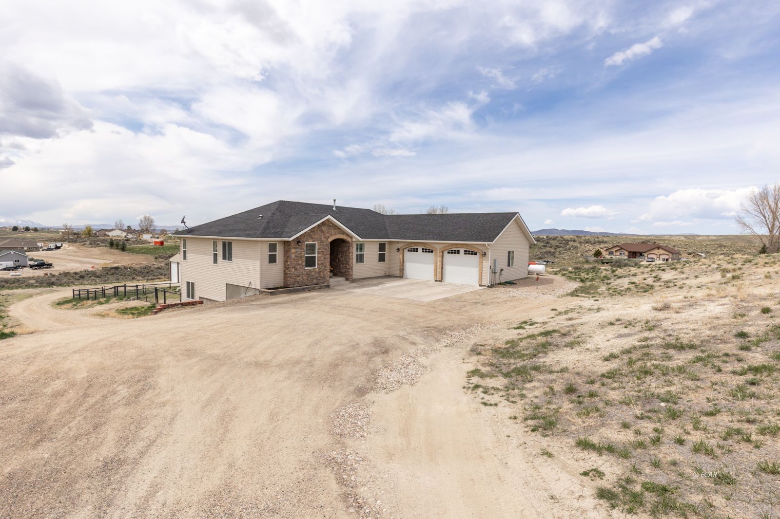 115 Bluecrest Place Property Photo 2