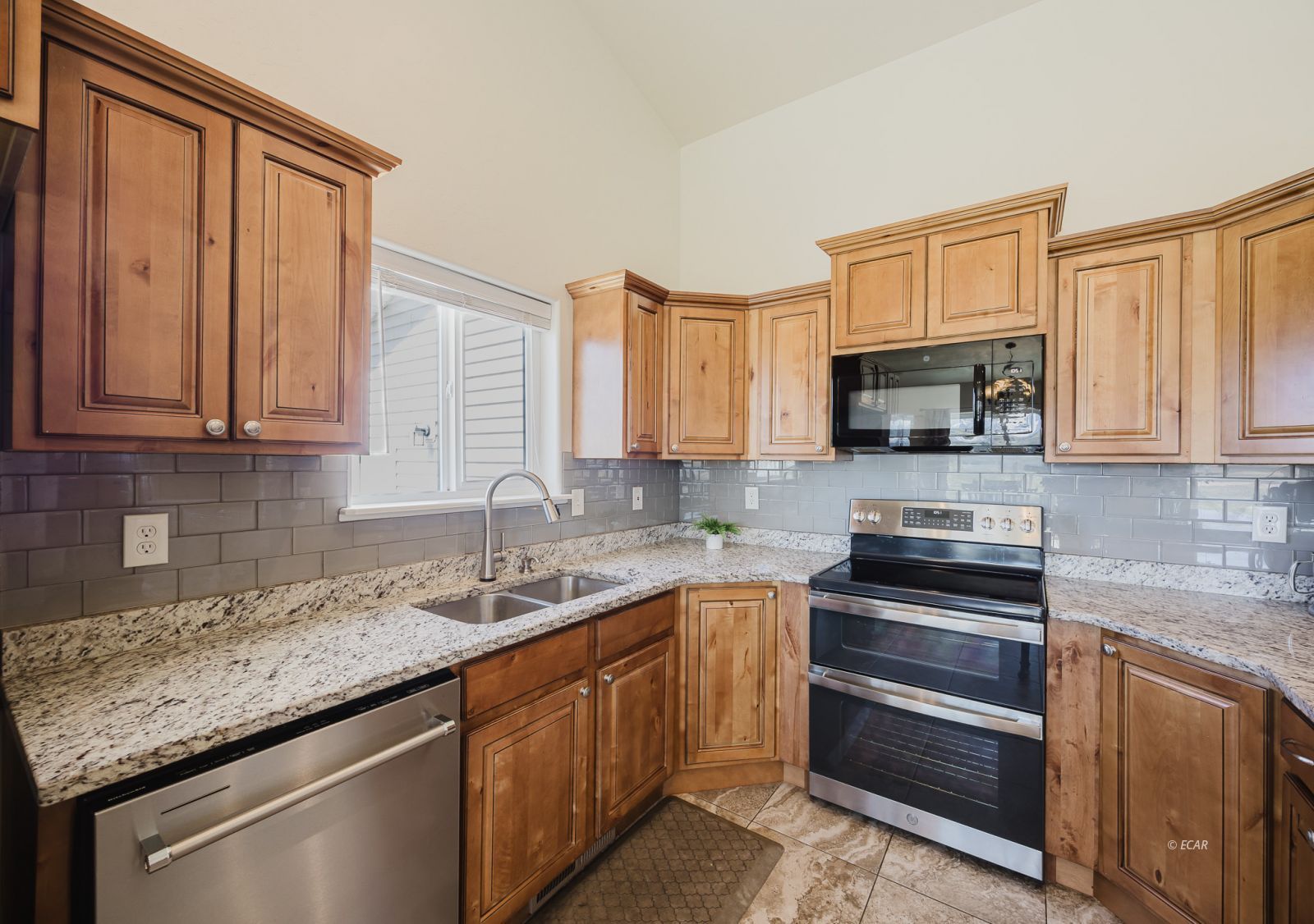 380 Valley Bend Drive Property Photo 13