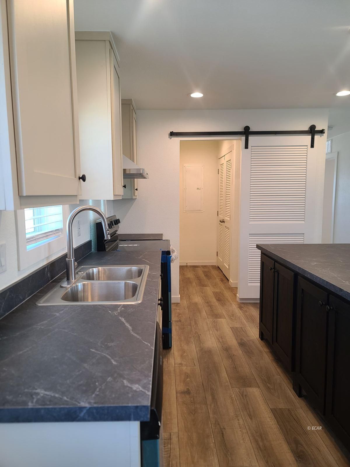 2511 Anchorage Street Property Photo 5