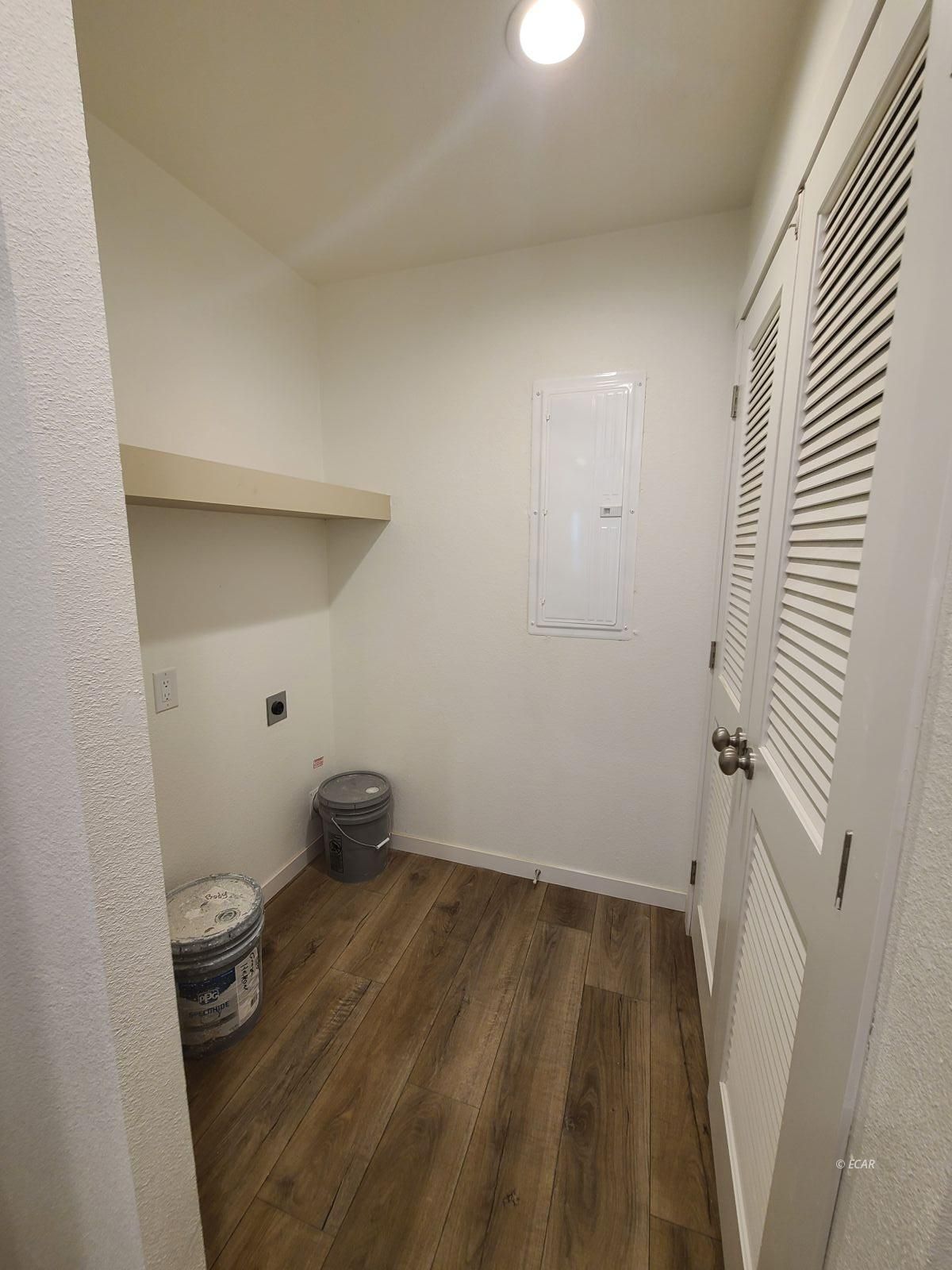 2511 Anchorage Street Property Photo 6