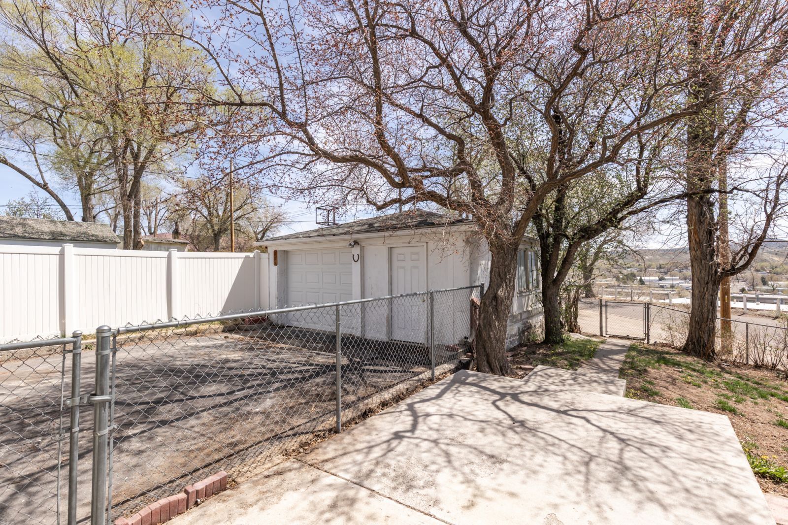 285 W Pine Street Property Photo 40