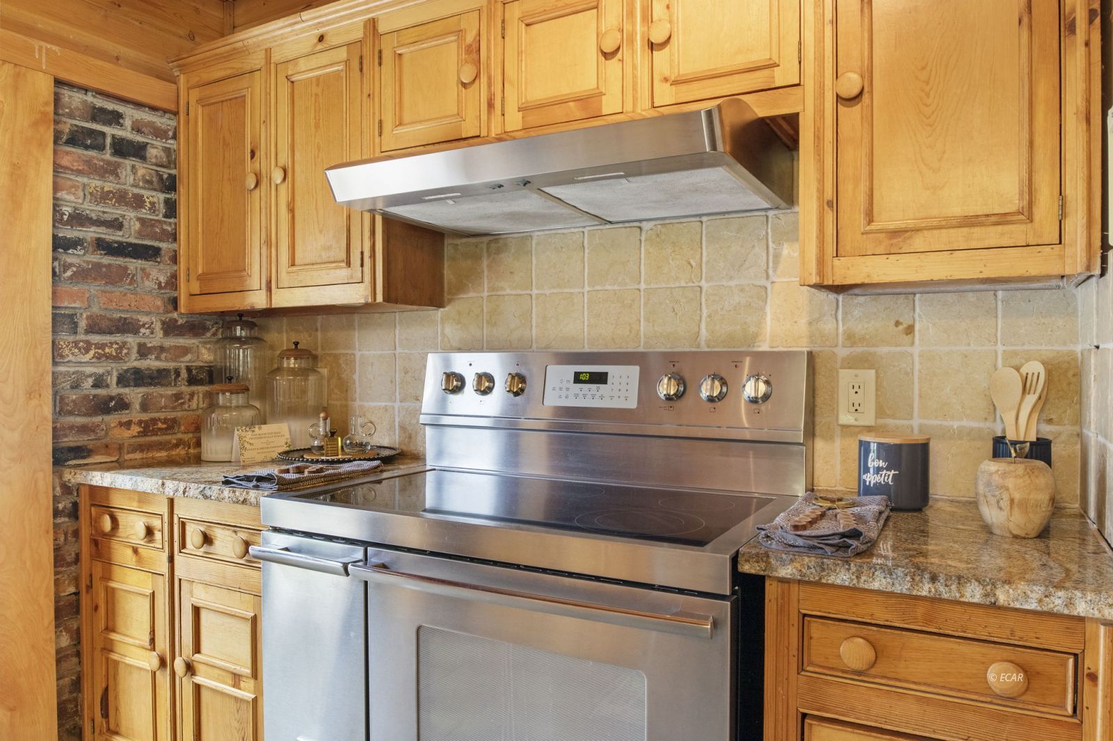 Mountain View Camp Road No. 1 Ranch Property Photo 12