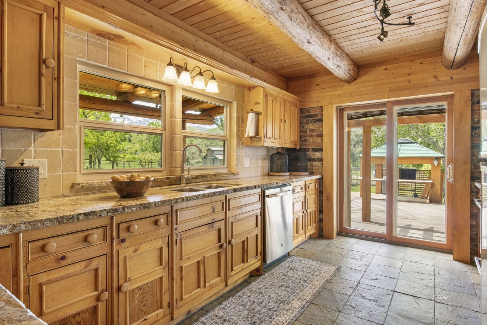 Mountain View Camp Road No. 1 Ranch Property Photo 13