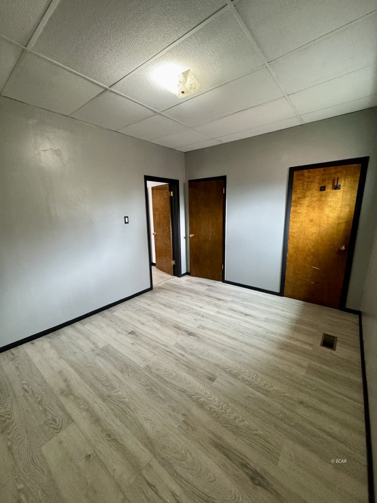 1124 H Avenue Property Photo 9