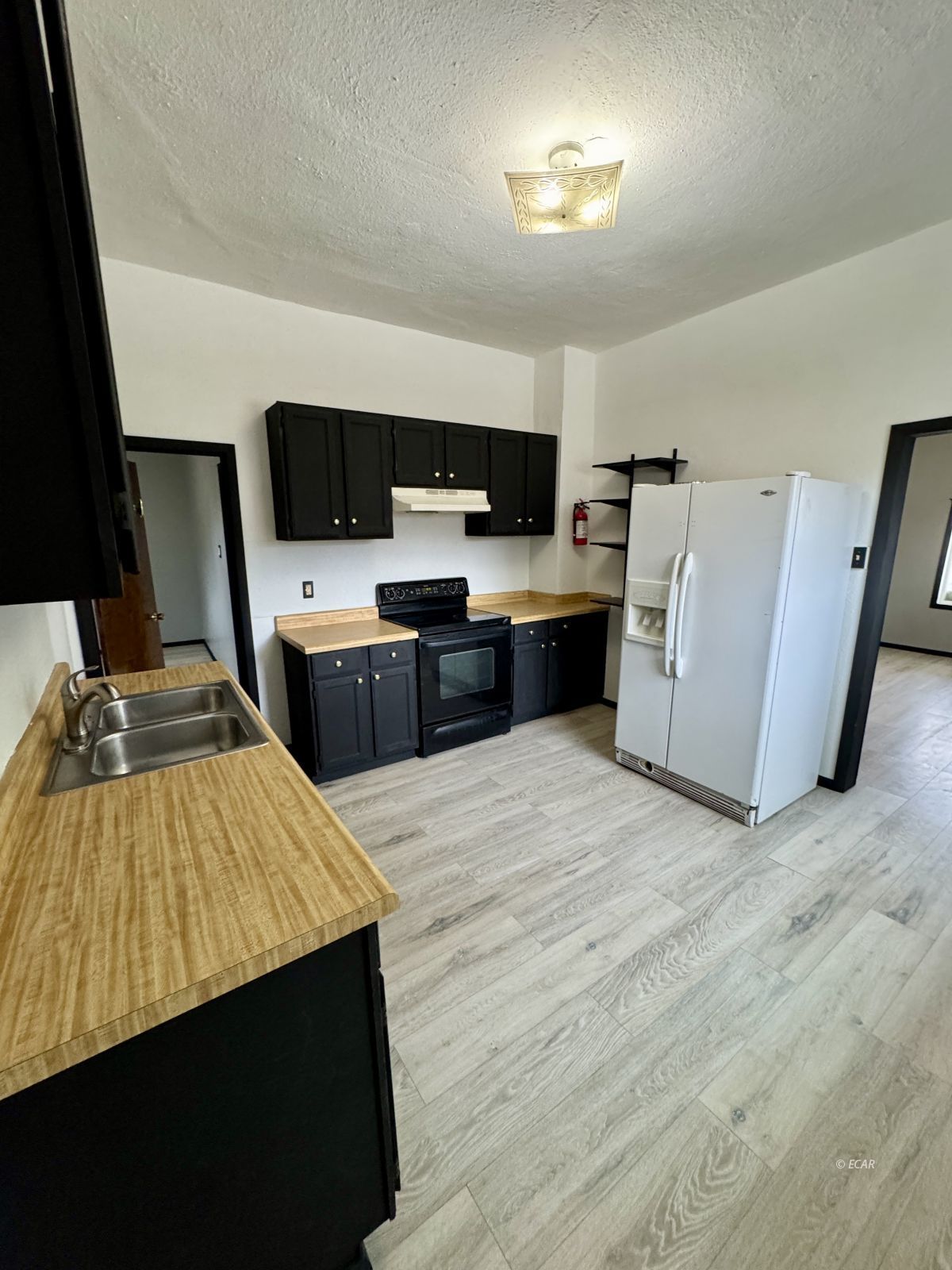 1124 H Avenue Property Photo 11