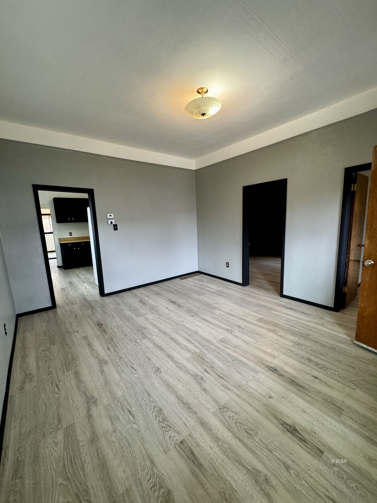 1124 H Avenue Property Photo 24