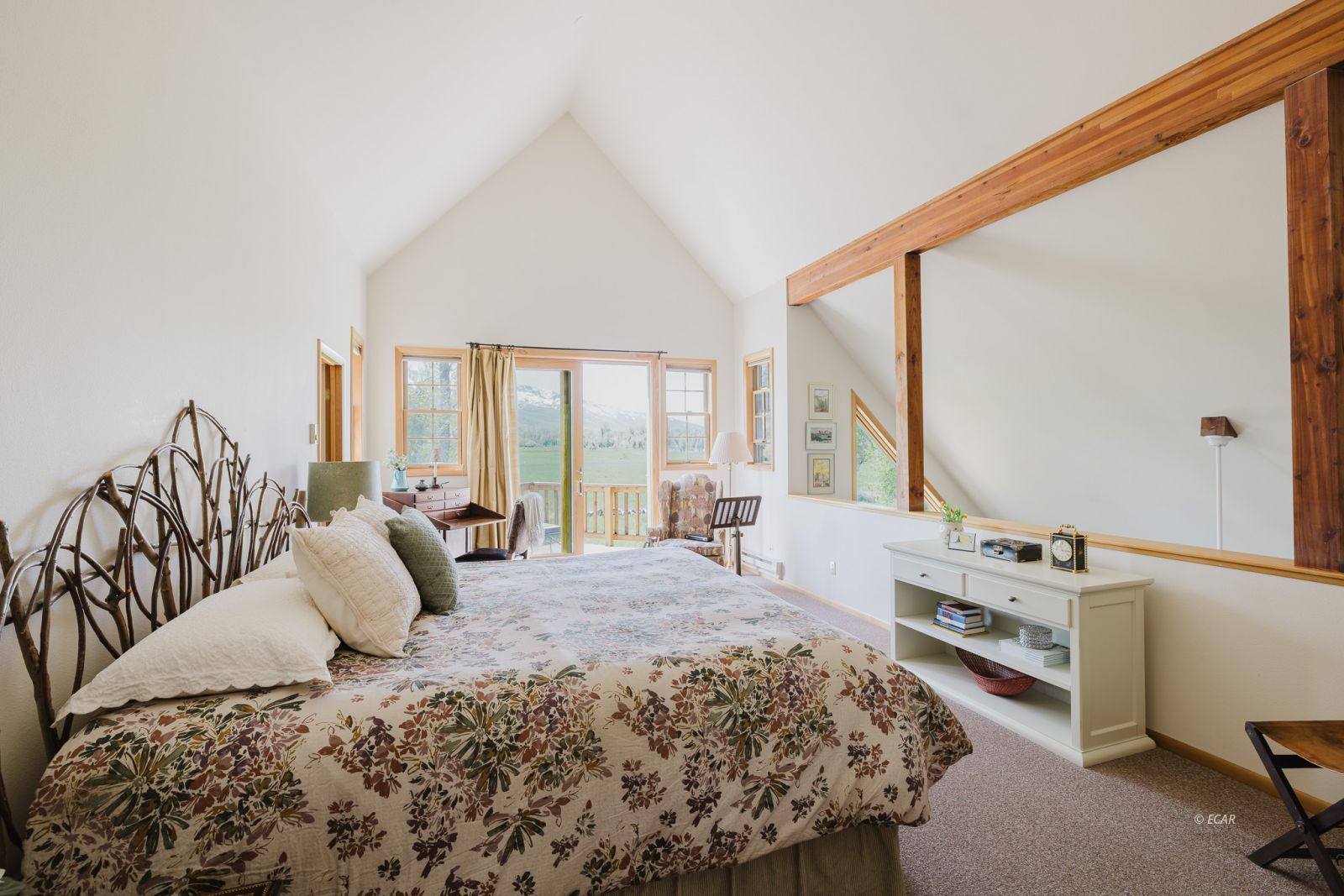 1225 Country Lane Property Photo 17