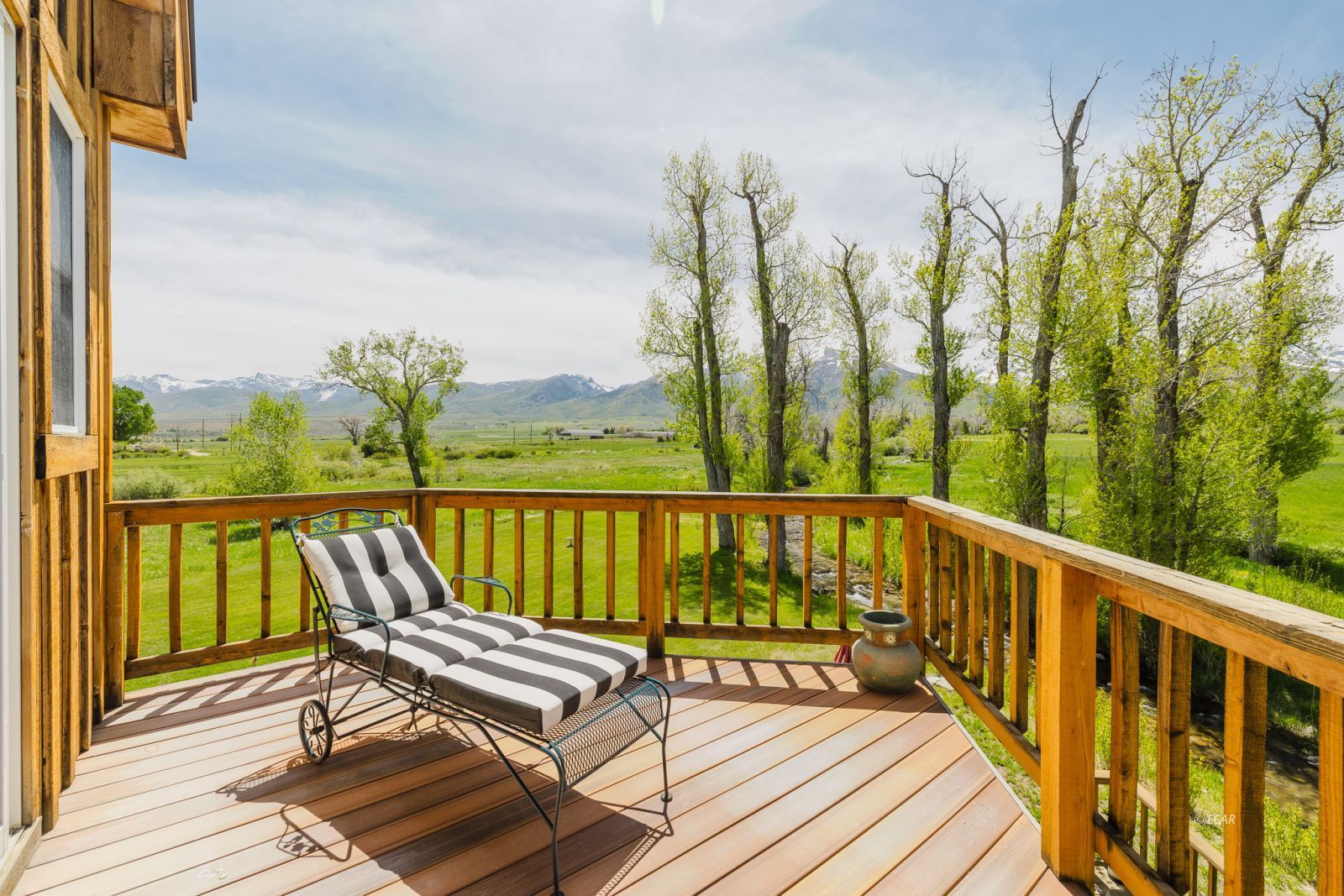 1225 Country Lane Property Photo 22