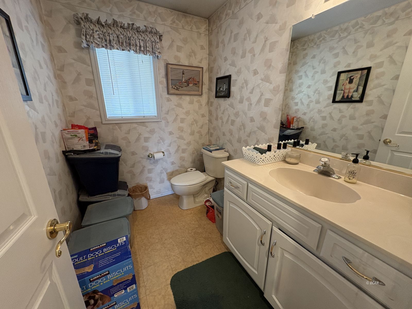 360 Blakeland Drive Property Photo 16