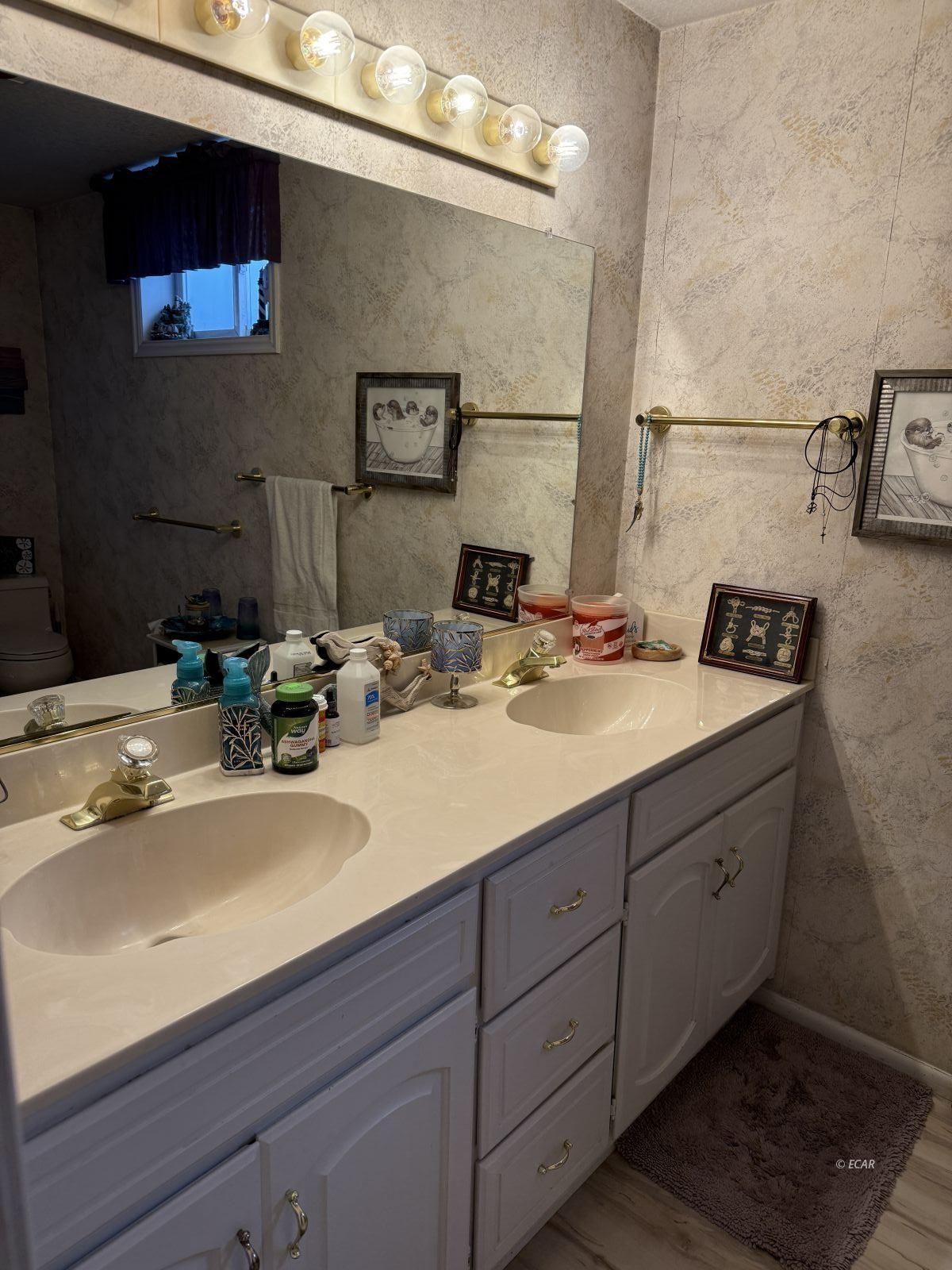 360 Blakeland Drive Property Photo 38