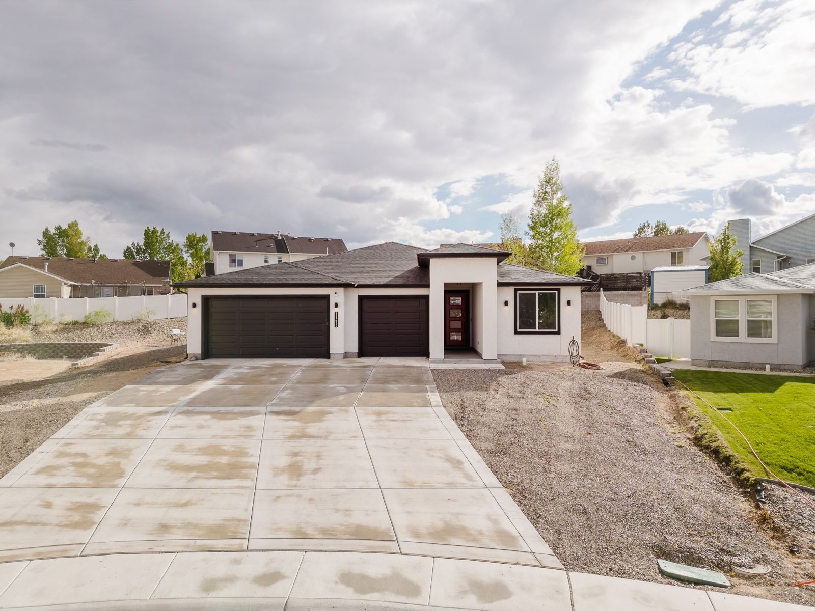 Aspen Heights Real Estate Listings Main Image