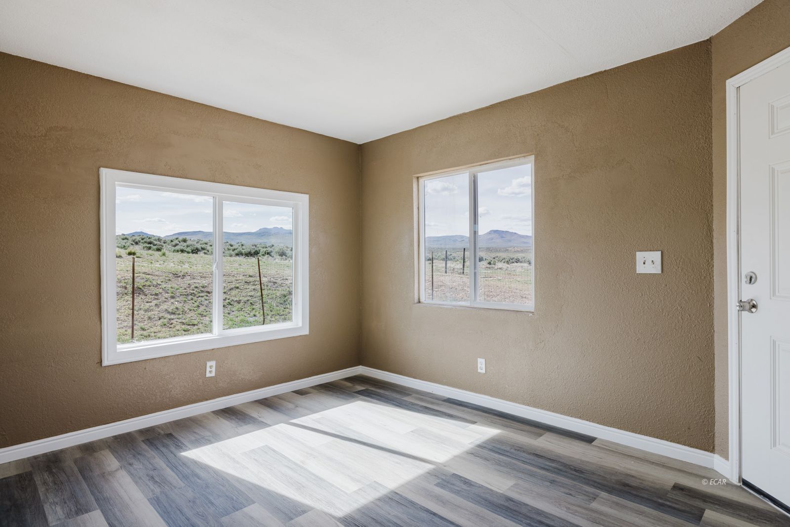 5651 Munchkin Drive Property Photo 14