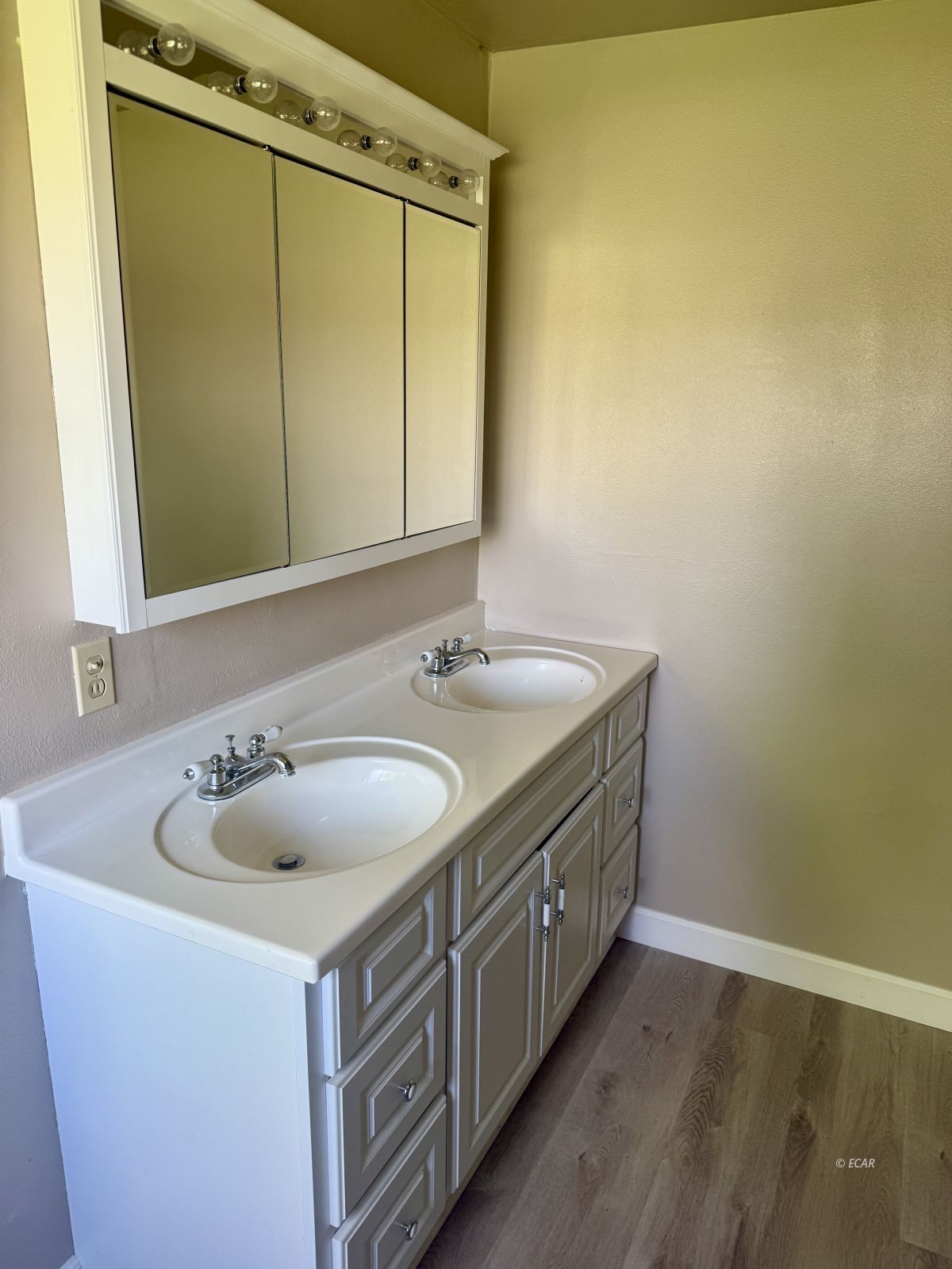 1785 Alamo West Road Property Photo 17