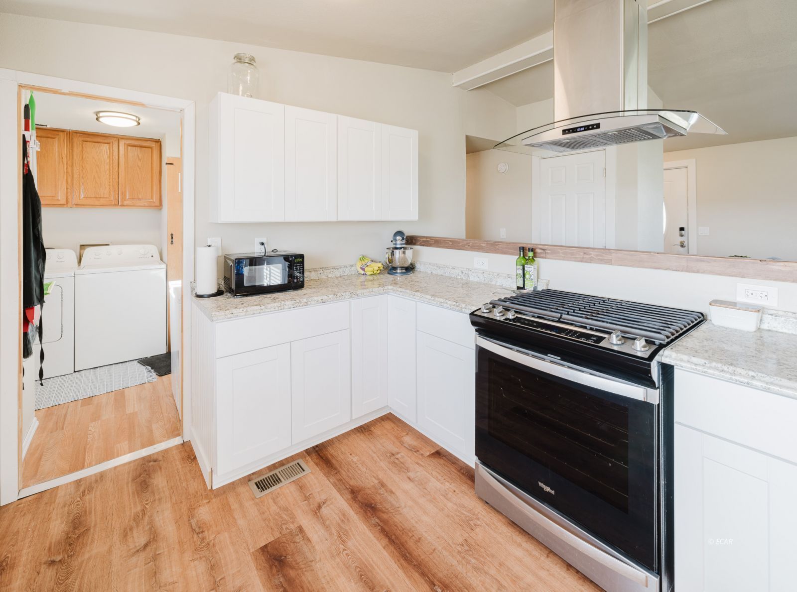 395 Trescartes Avenue Property Photo 18