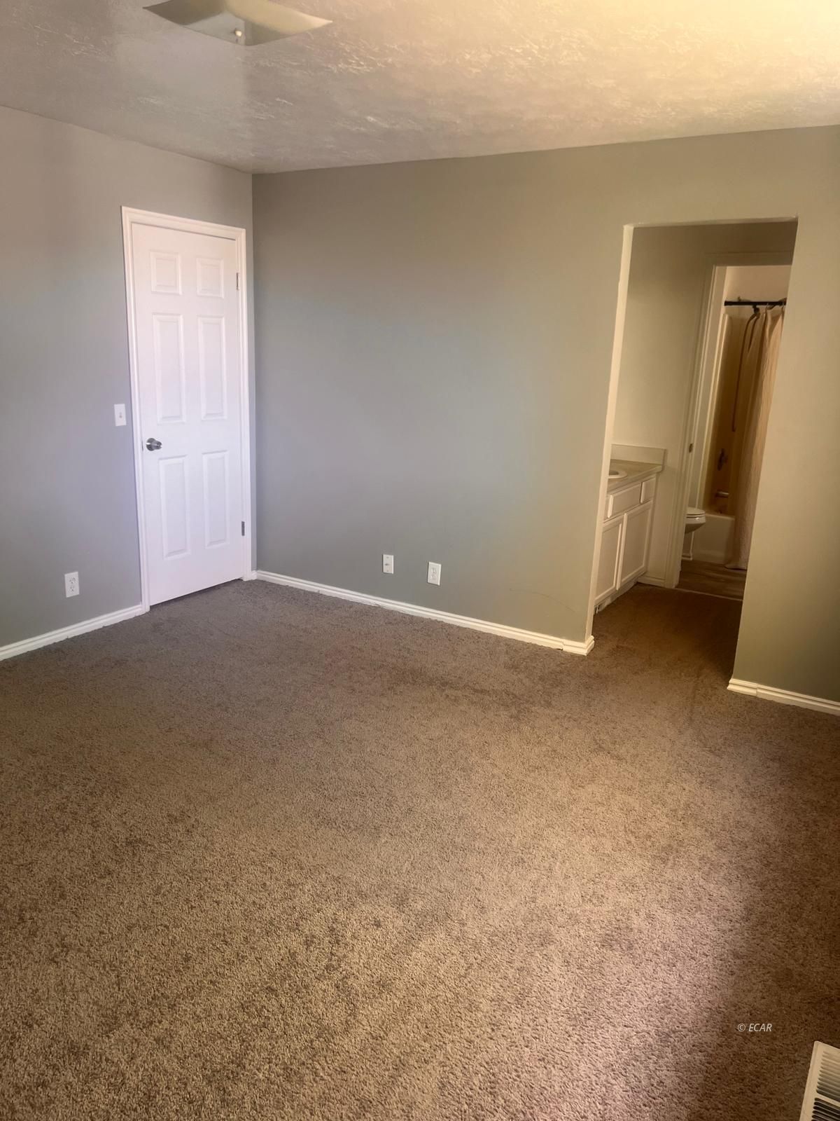 222 Rolling Hills Drive Property Photo 16