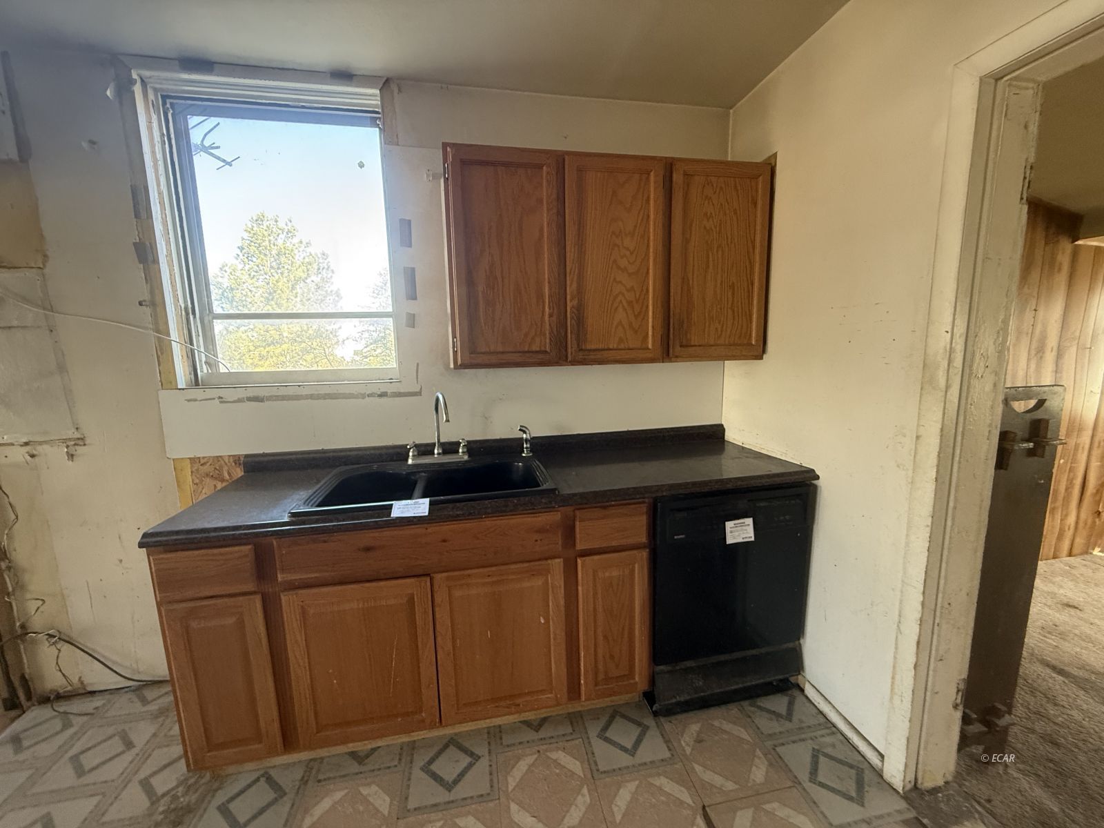 619 3rd Street Property Photo 3