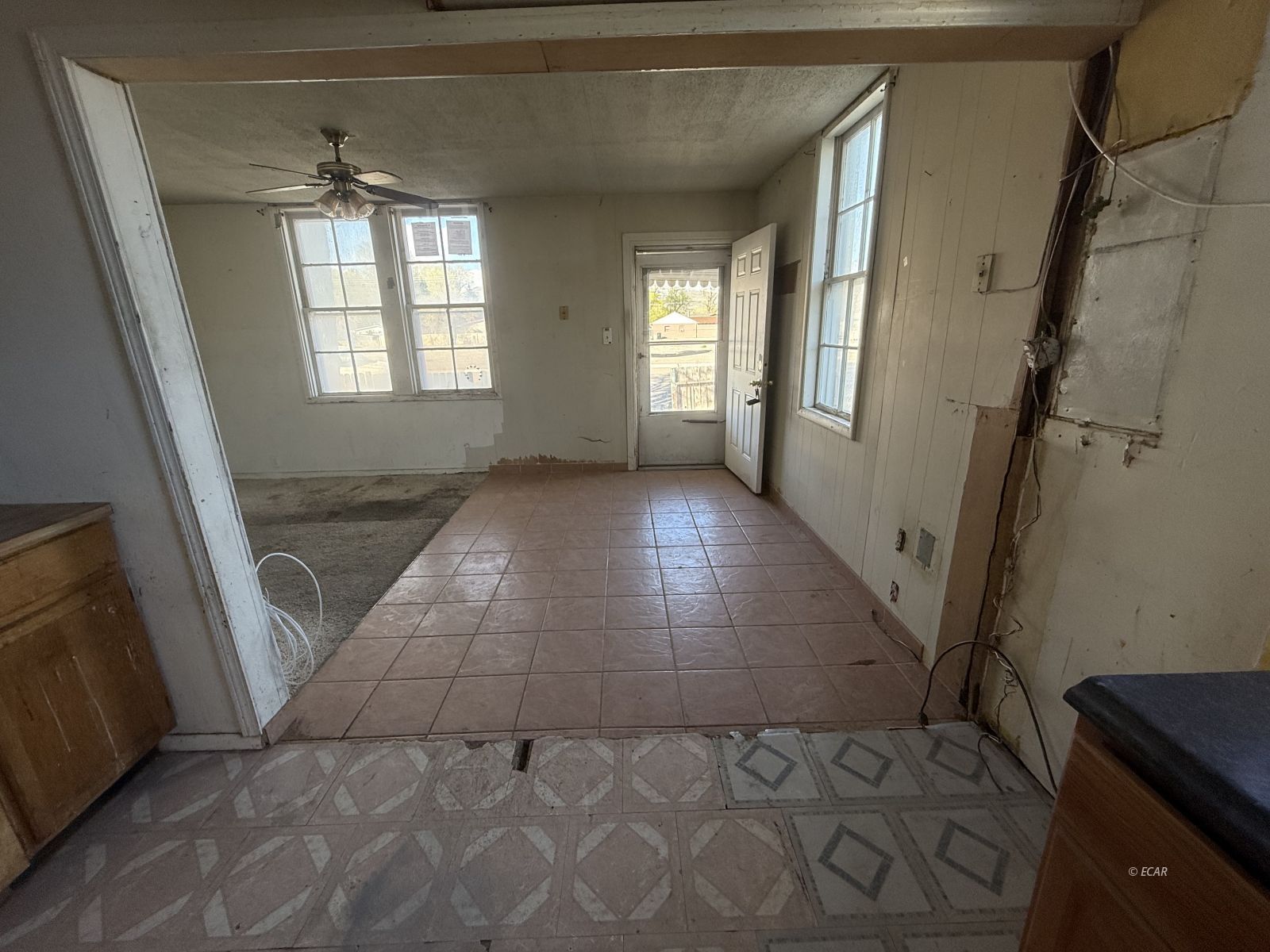 619 3rd Street Property Photo 7