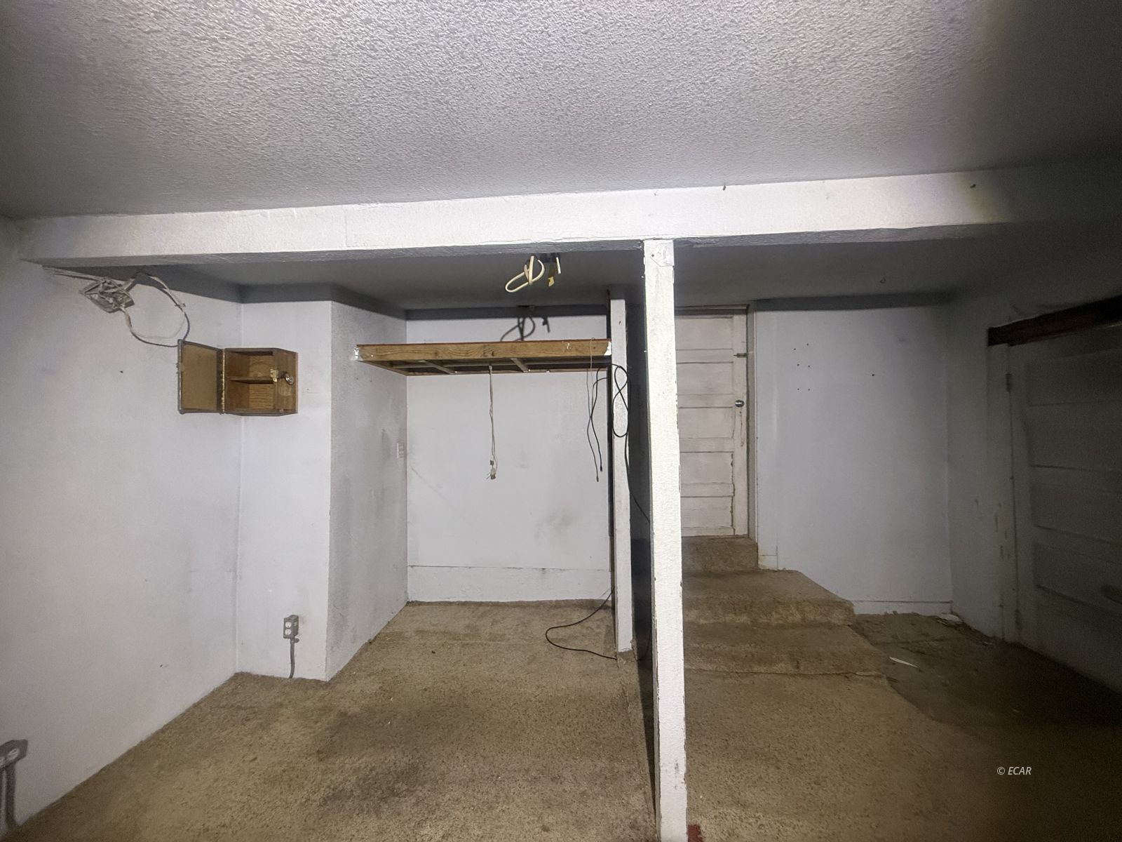 619 3rd Street Property Photo 16