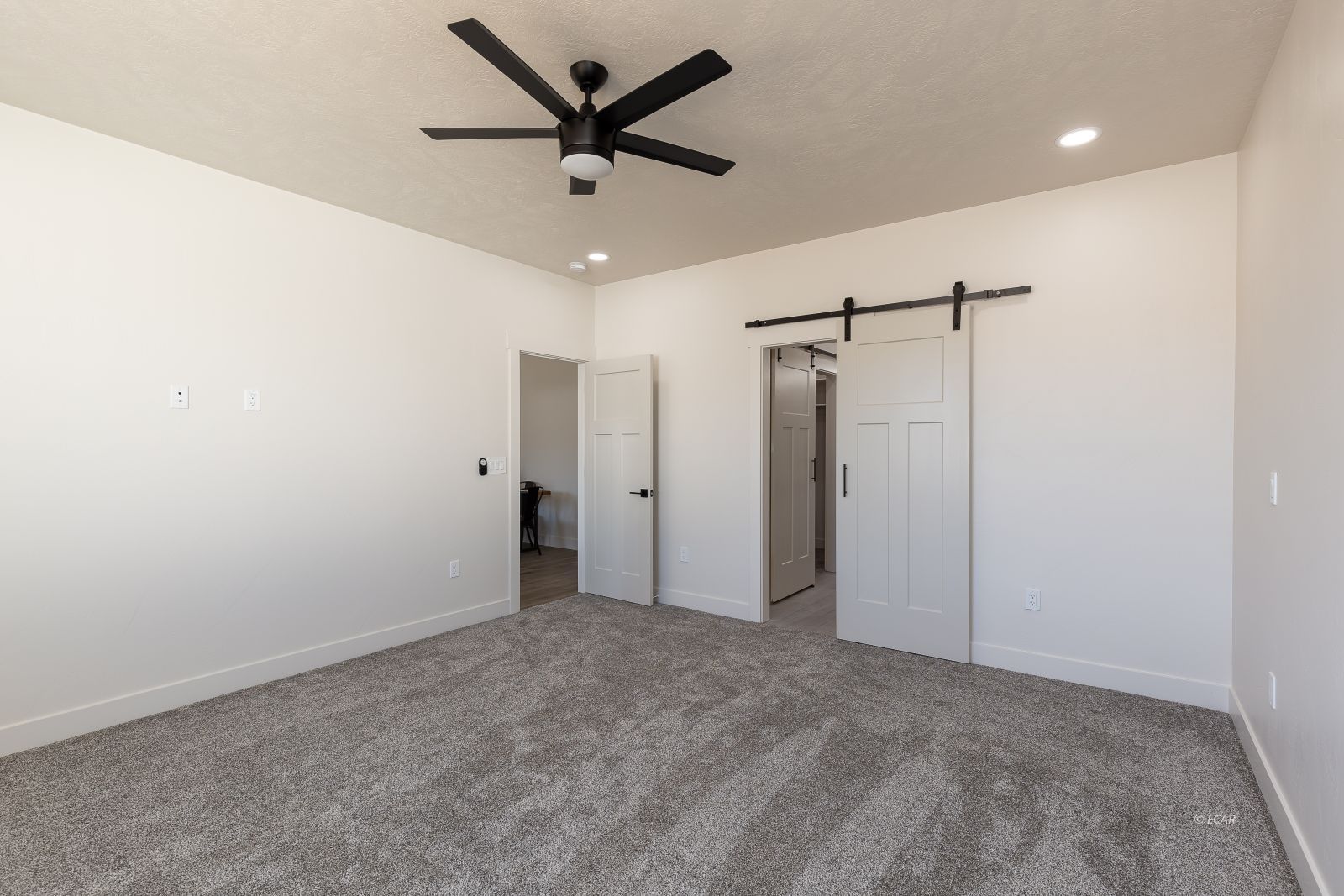 2606 Platinum Drive Property Photo 20