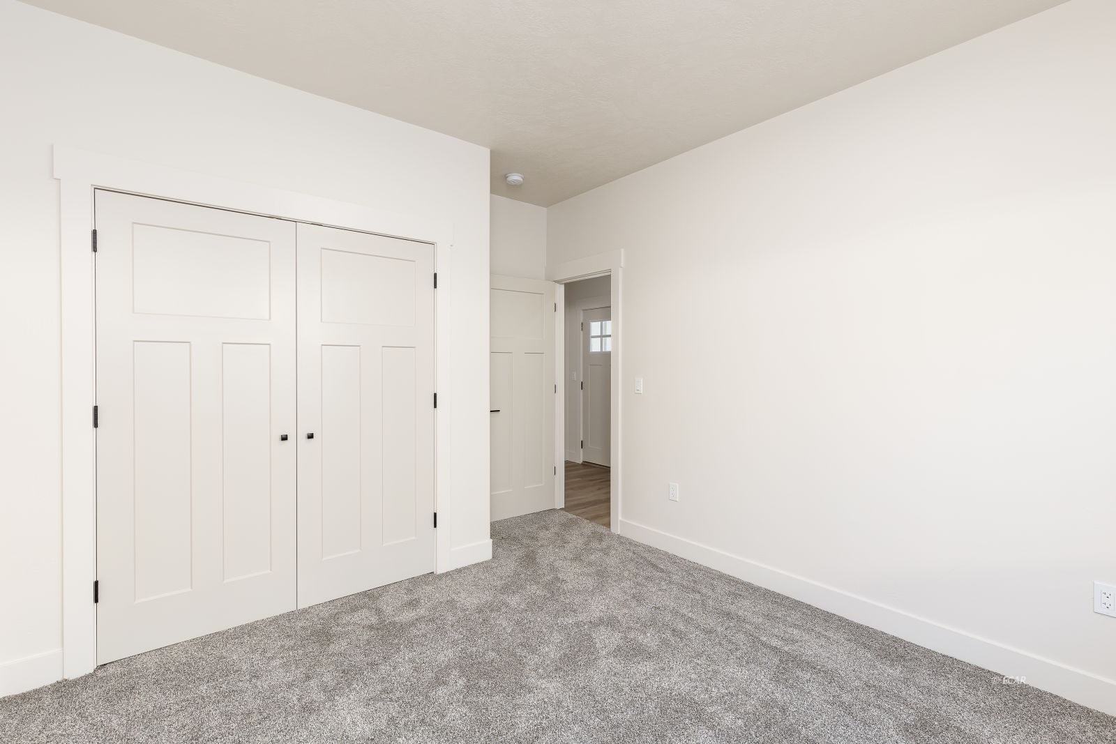 2606 Platinum Drive Property Photo 36