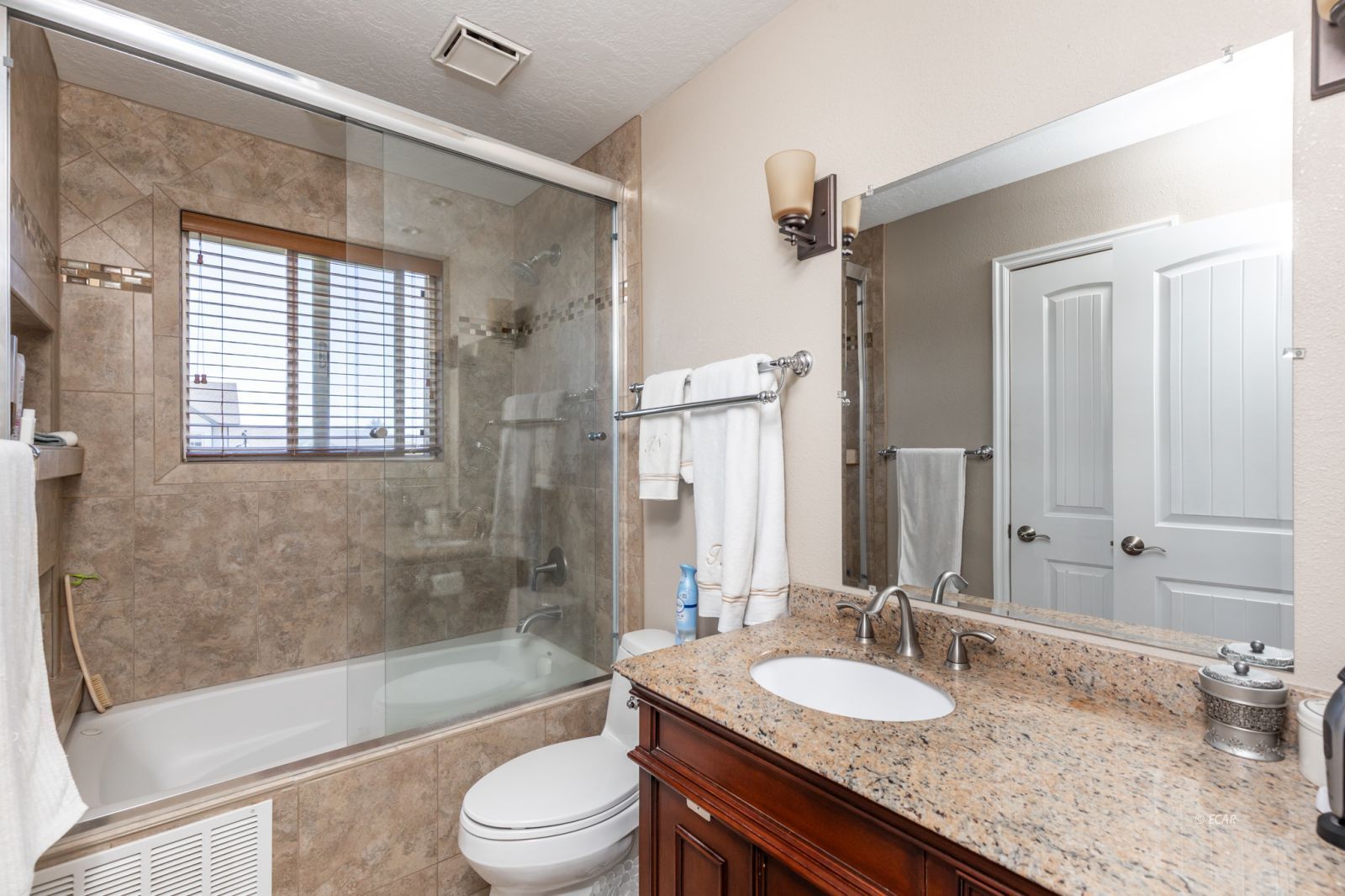 2071 Russell Drive Property Photo 20