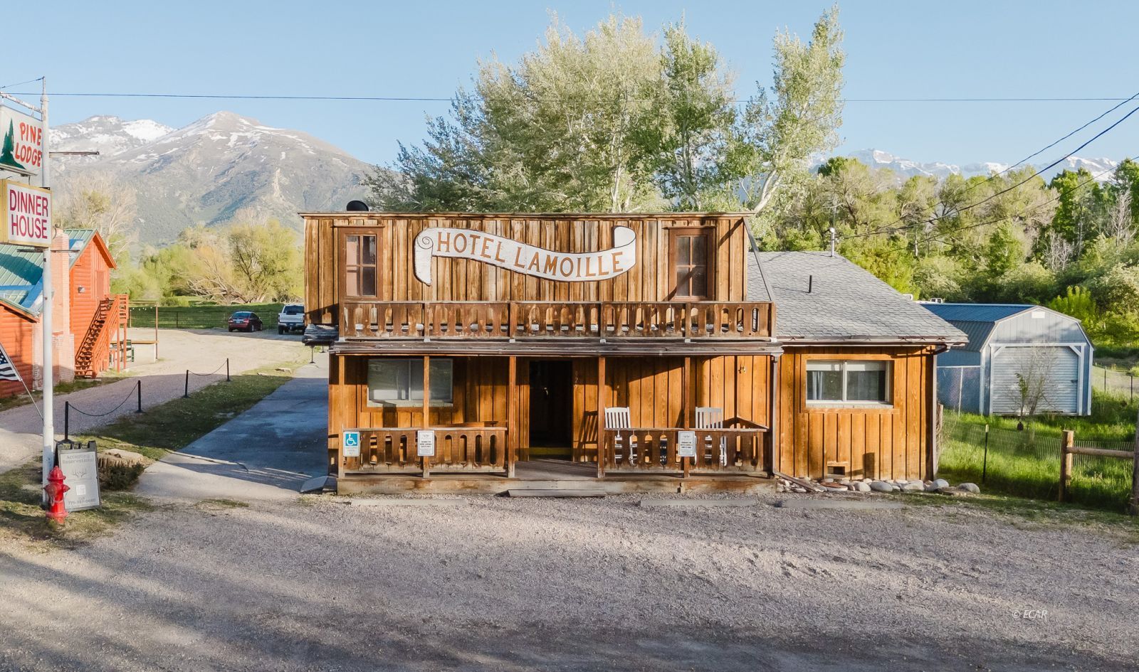 925 Lamoille Road Property Photo