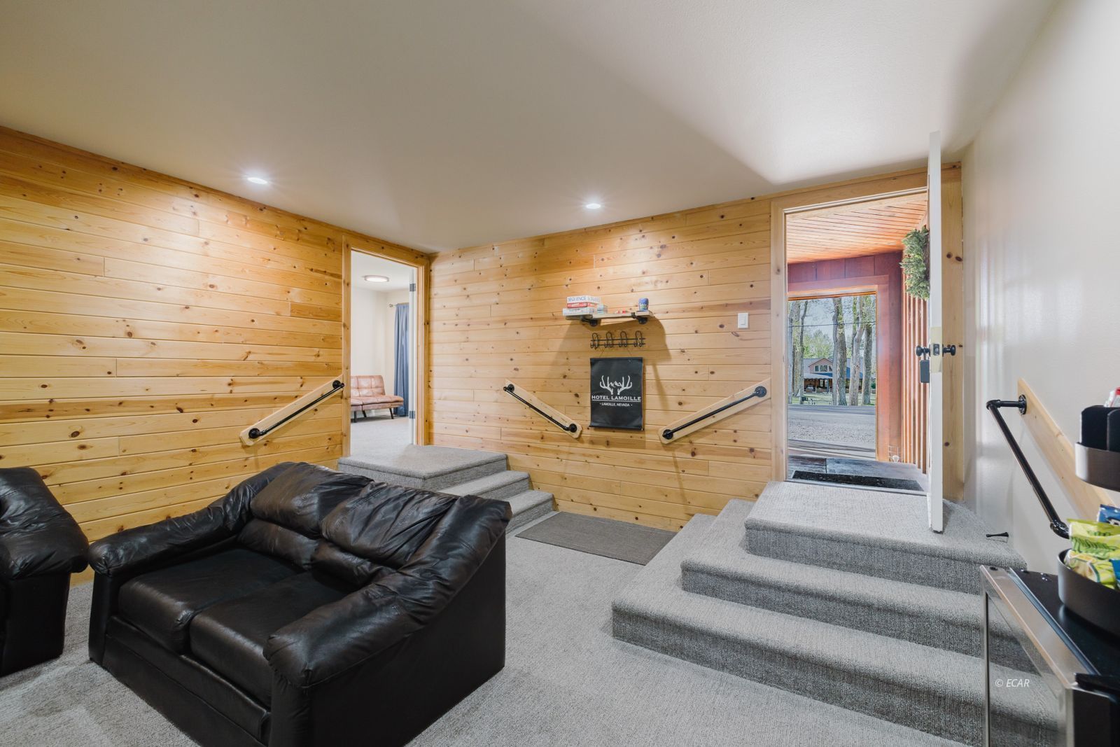 925 Lamoille Road Property Photo 6