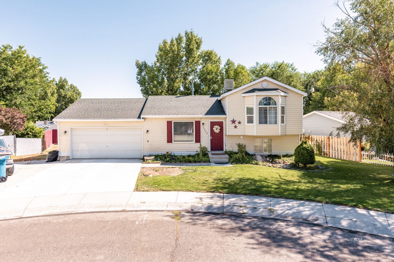 2254 Clearwater Court Property Photo