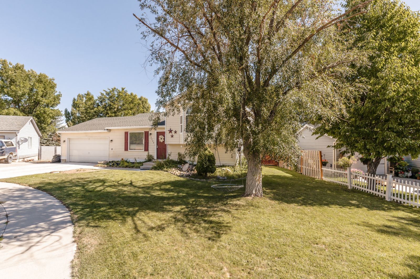 2254 Clearwater Court Property Photo 2