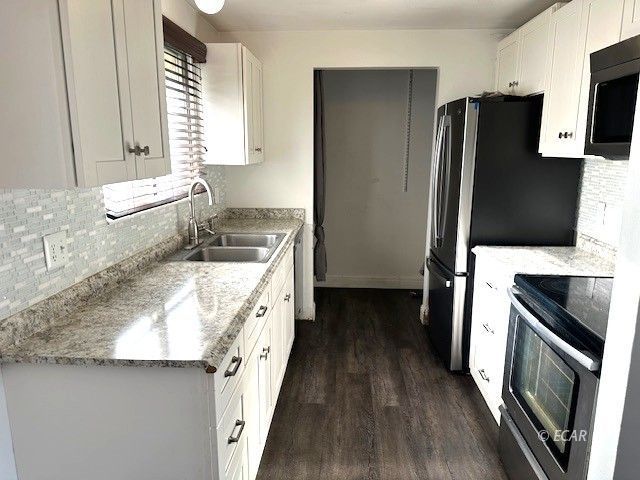 3355 Bell Avenue Property Photo 3