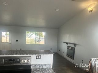 549 Ashcroft Drive Property Photo 15