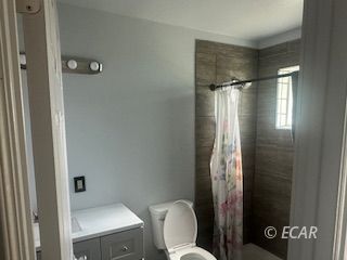 549 Ashcroft Drive Property Photo 18