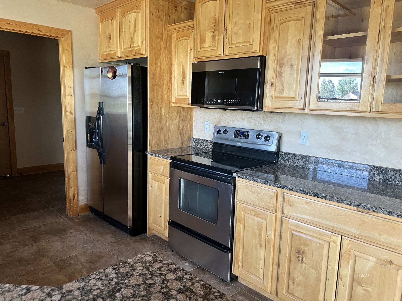 254 Springfield Parkway Property Photo 6