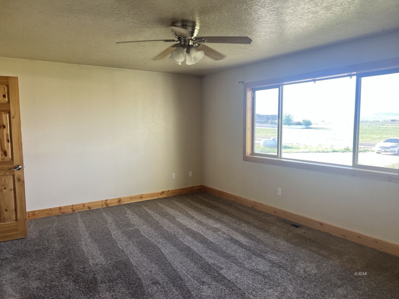254 Springfield Parkway Property Photo 11