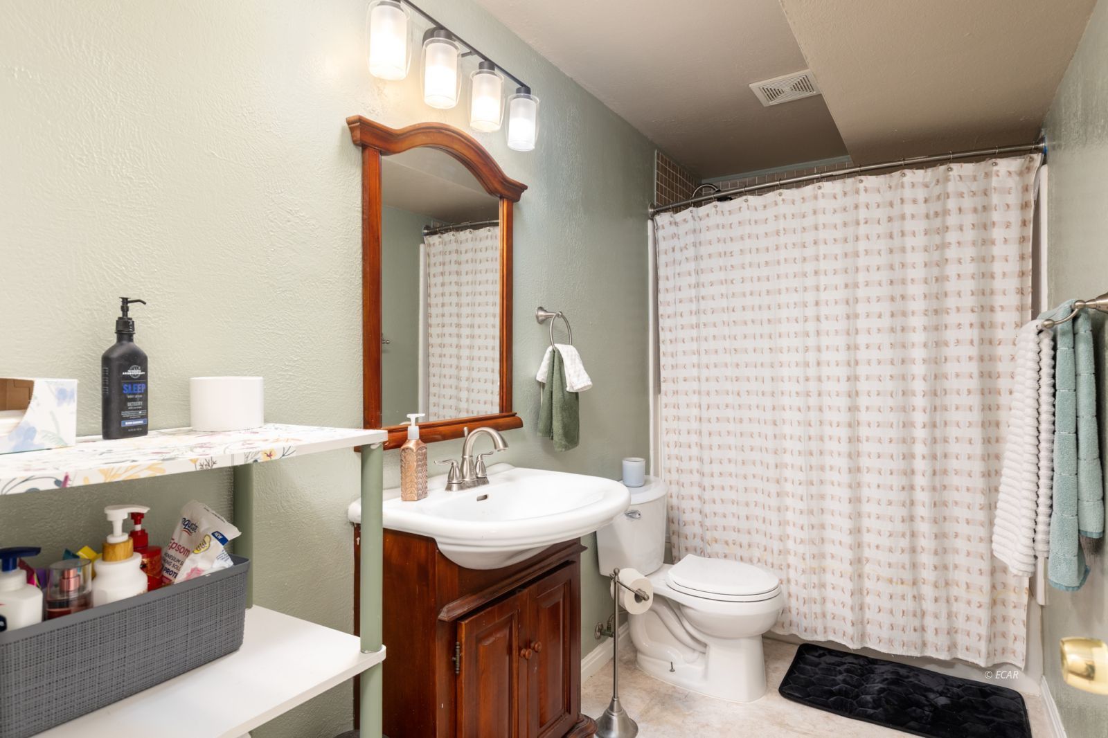 1620 Glenmoor Drive Property Photo 28