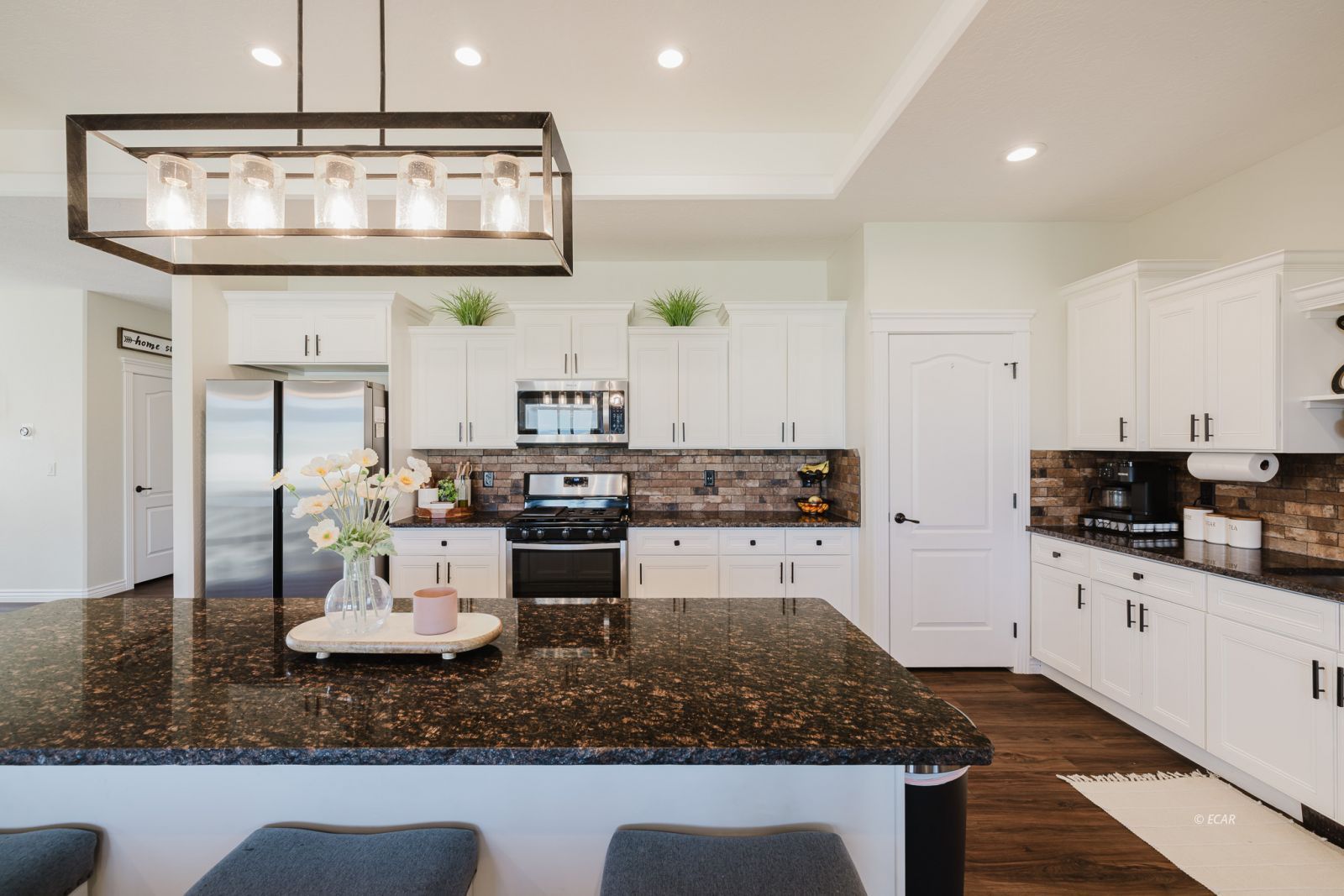 22 Gallinas Drive Property Photo 10