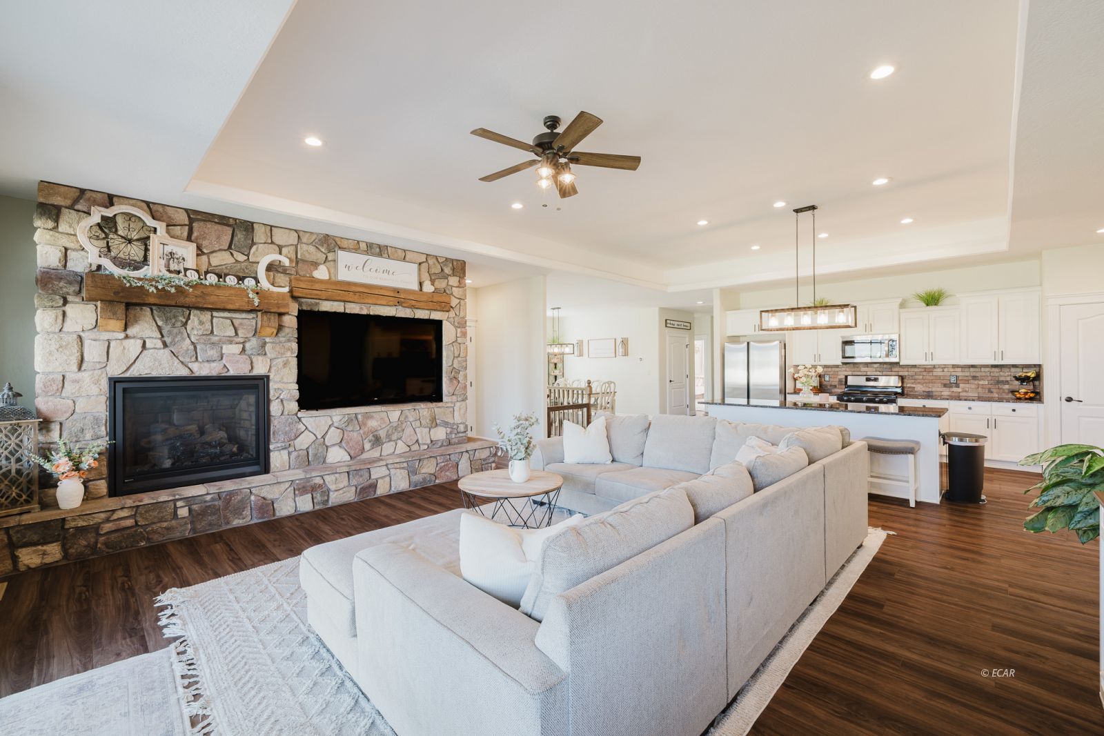 22 Gallinas Drive Property Photo 15