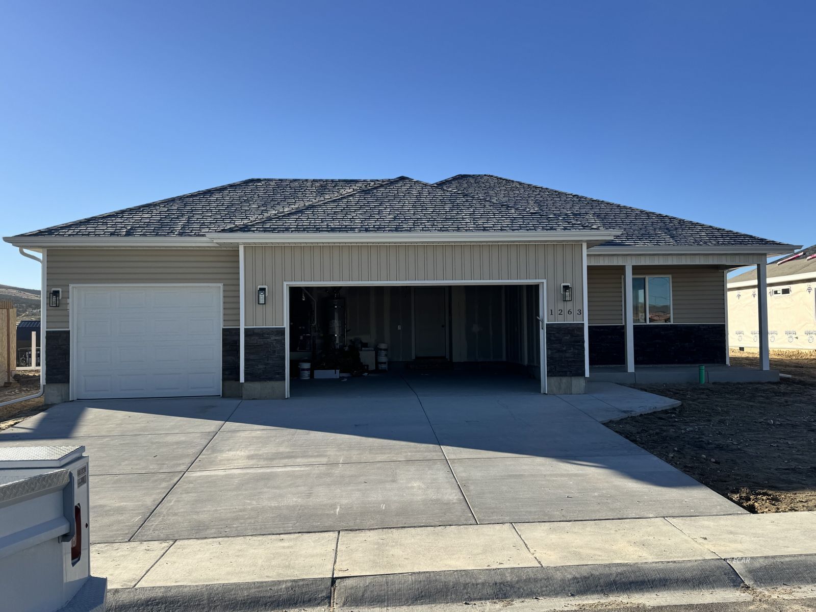 1263 Primrose Lane Property Photo 2