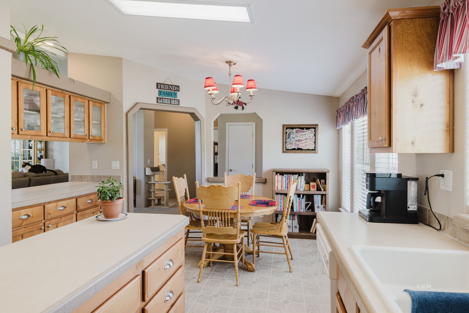 343 Oakshire Place Property Photo 11