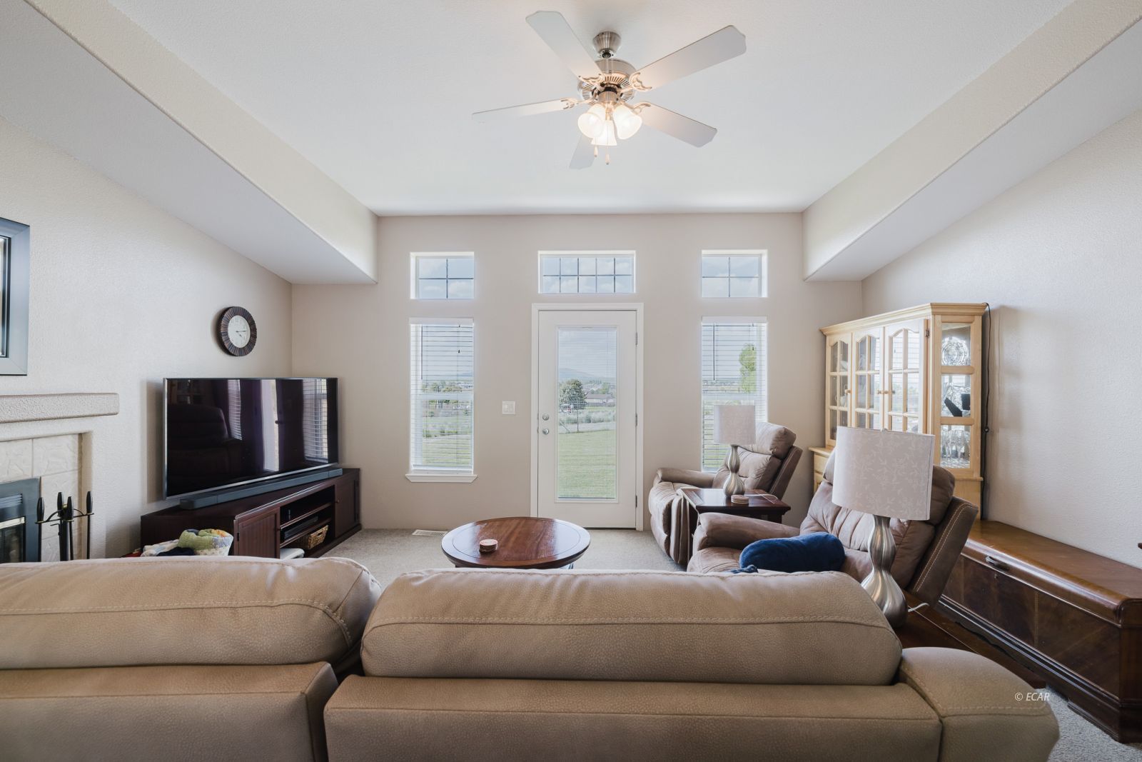 343 Oakshire Place Property Photo 16