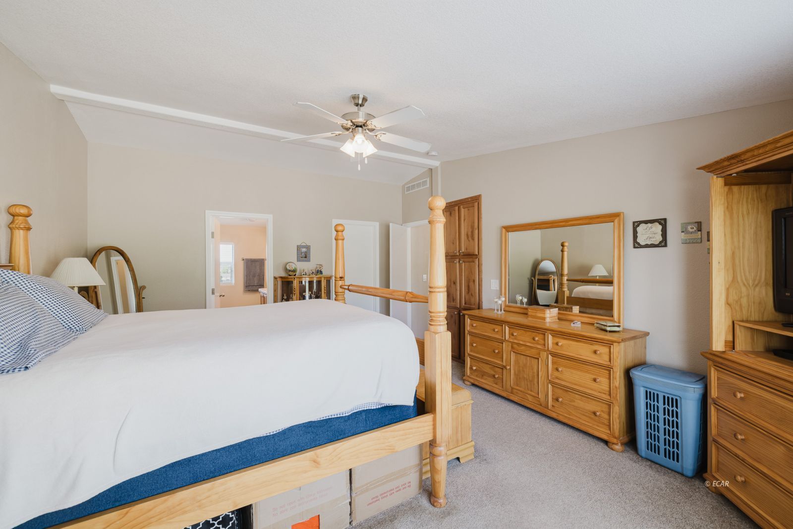 343 Oakshire Place Property Photo 20