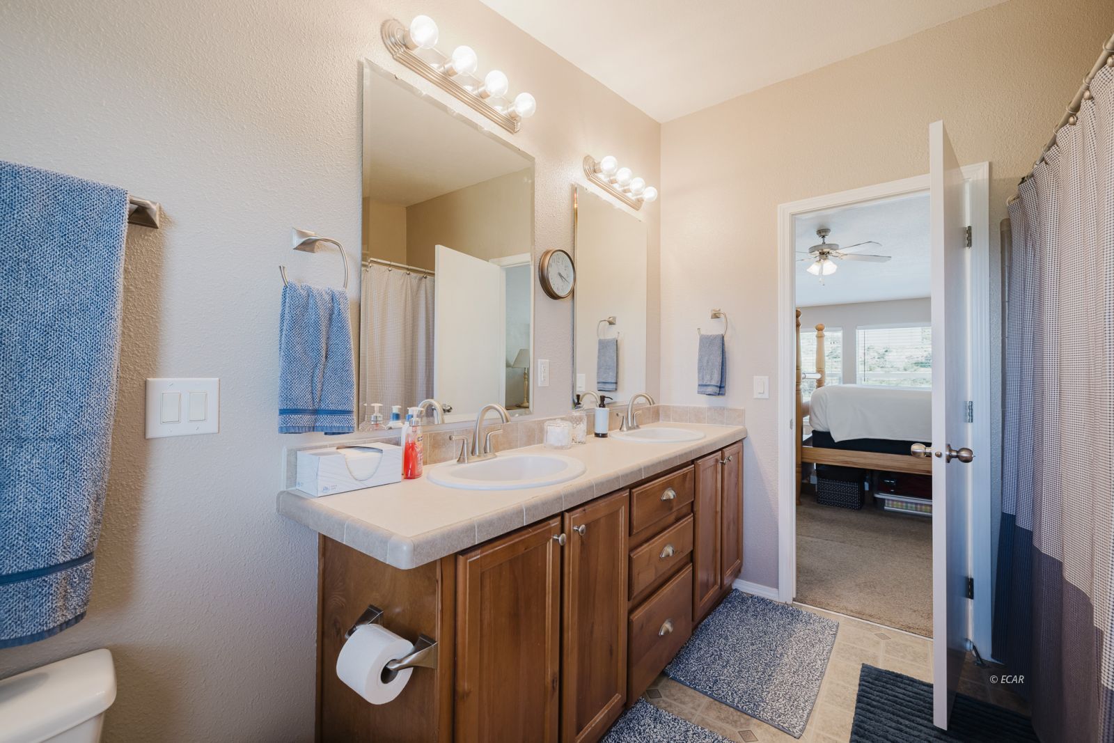 343 Oakshire Place Property Photo 24