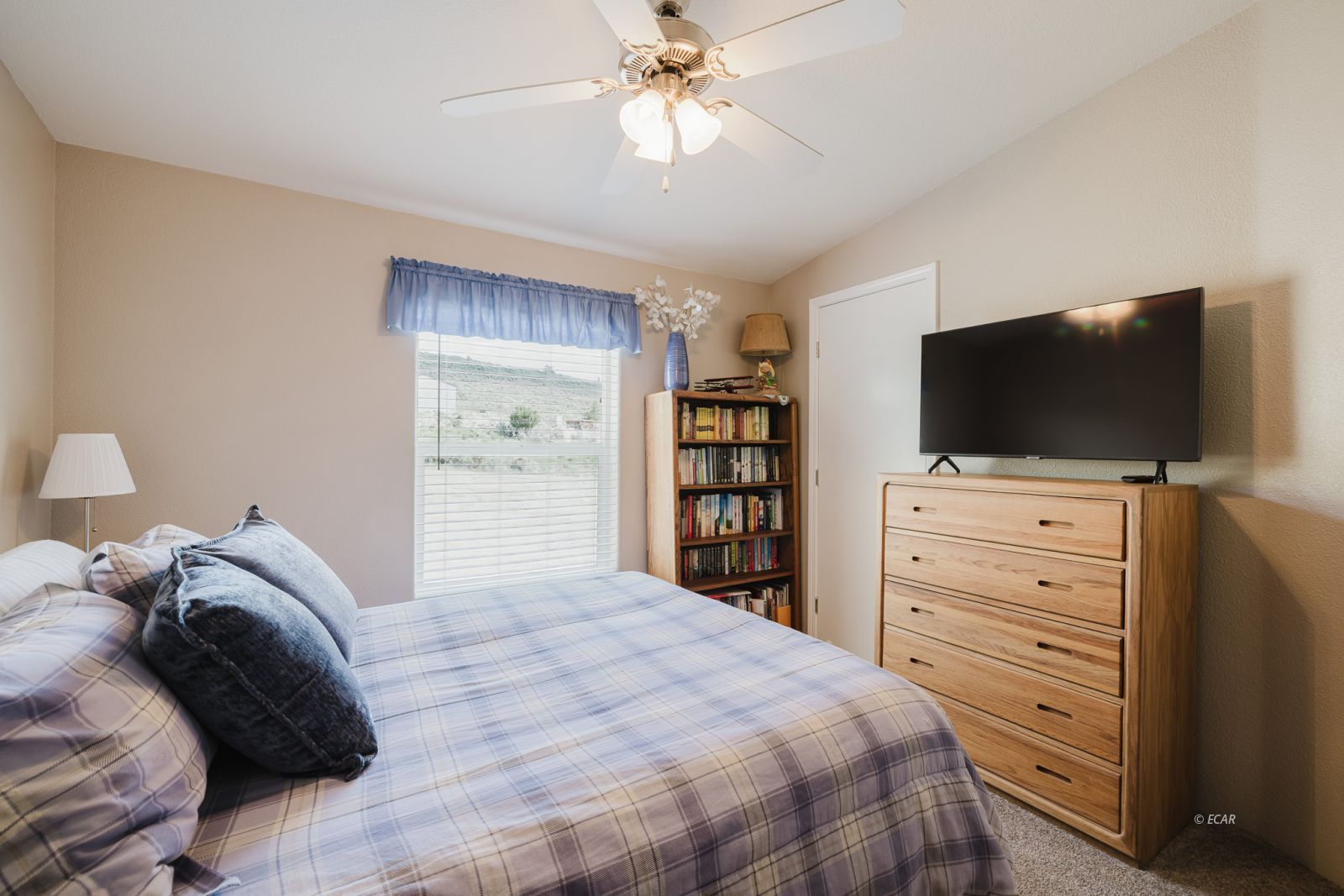 343 Oakshire Place Property Photo 27