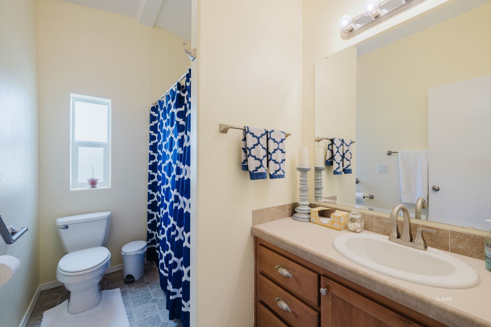 343 Oakshire Place Property Photo 28