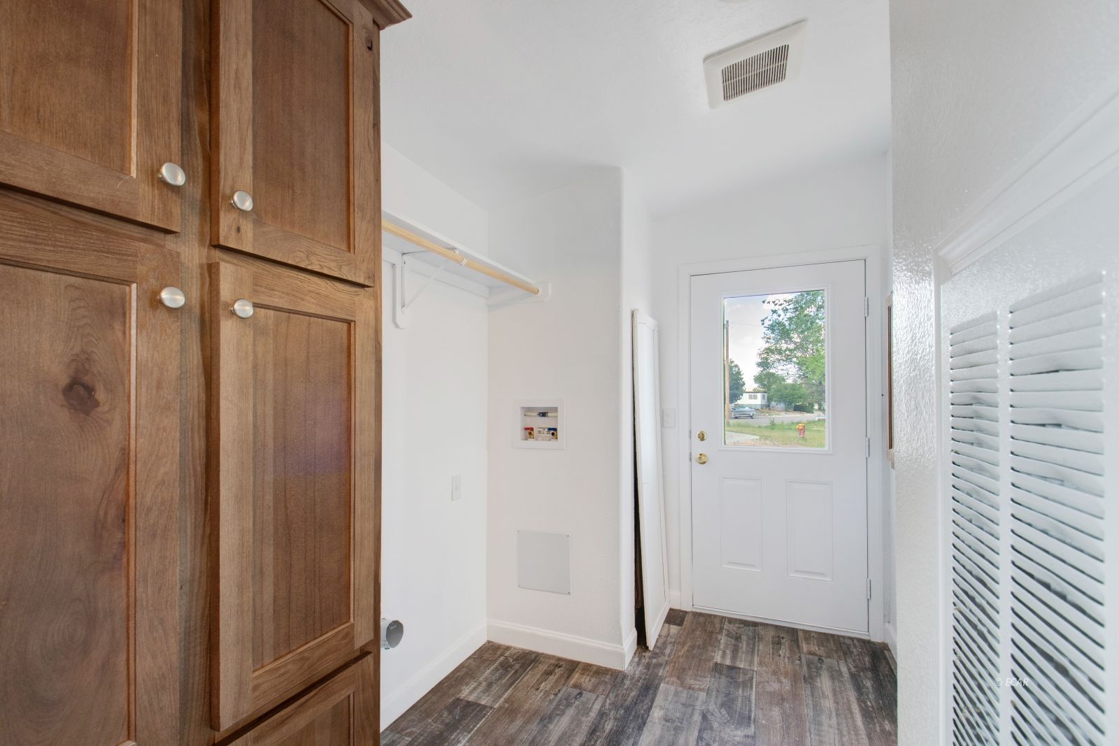 102 14th Street Property Photo 11