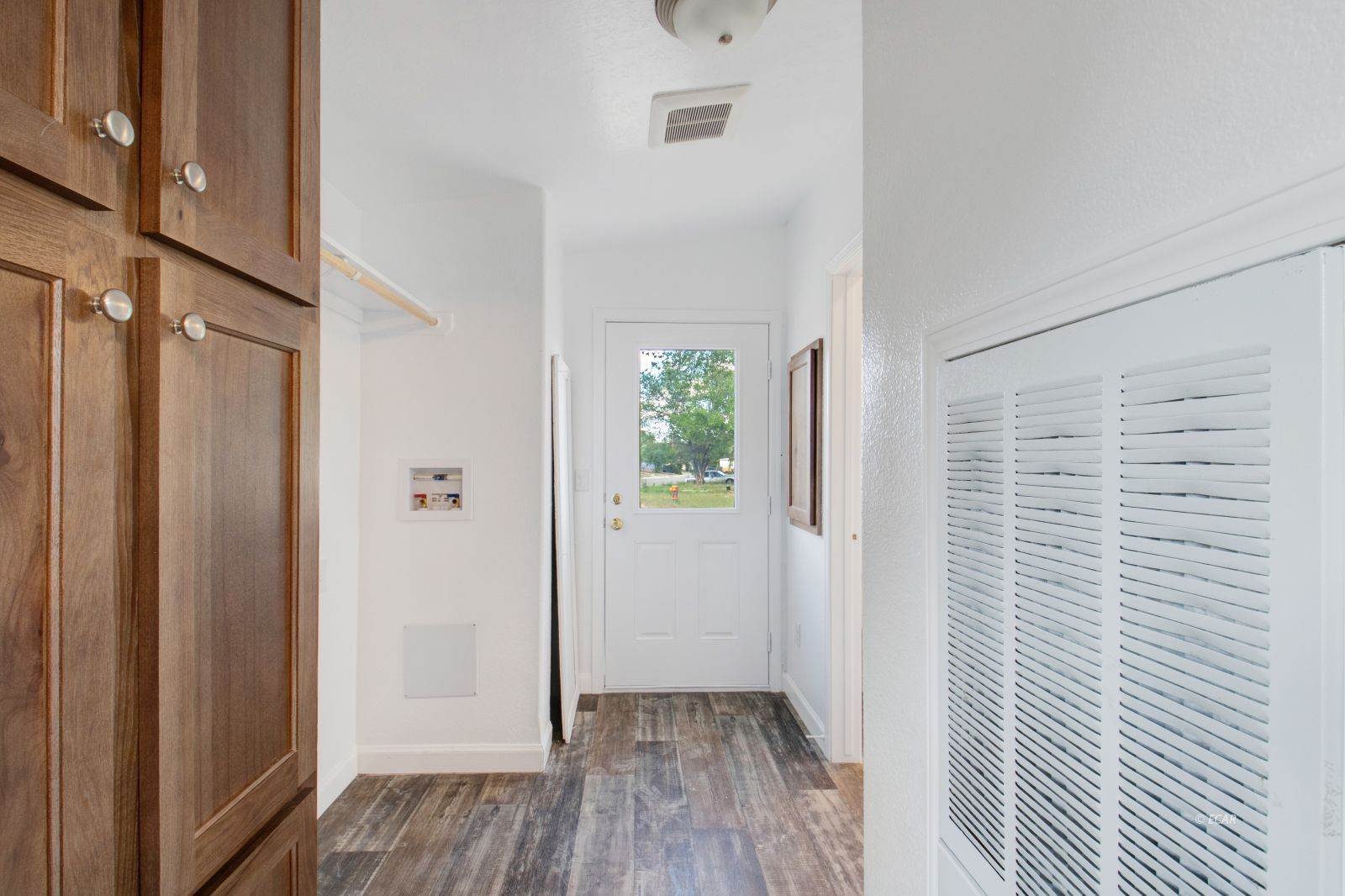 102 14th Street Property Photo 12
